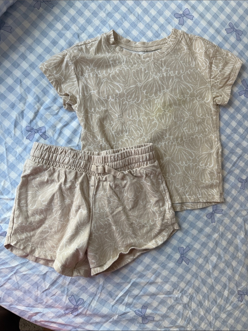 Carter's Girls Beige Floral Print Tee & Shorts Set